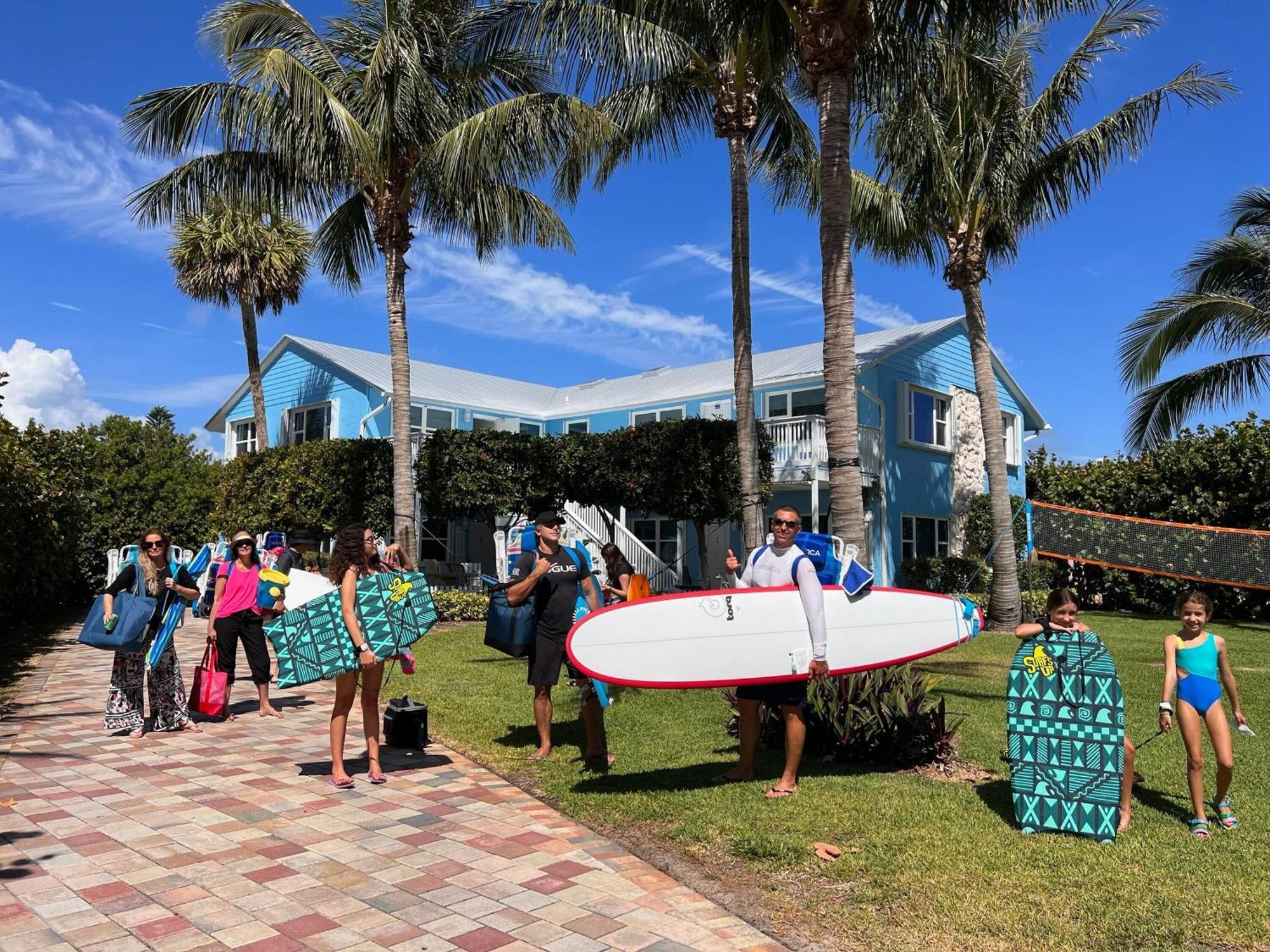 Sandy Shores - 2Br Beach Getaway And Surf Spot Fort Pierce Esterno foto
