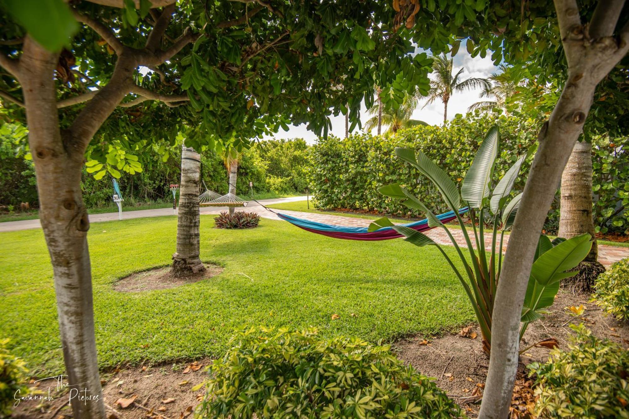 Sandy Shores - 2Br Beach Getaway And Surf Spot Fort Pierce Esterno foto
